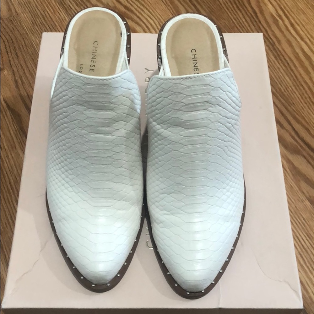 Springfield mules white